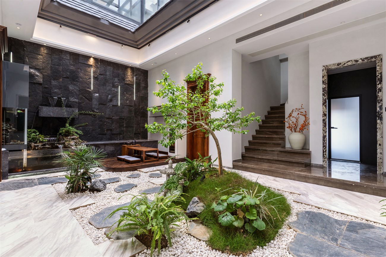 嘉和城依云灣800平現(xiàn)代輕奢陽臺(tái)裝修完工實(shí)景圖