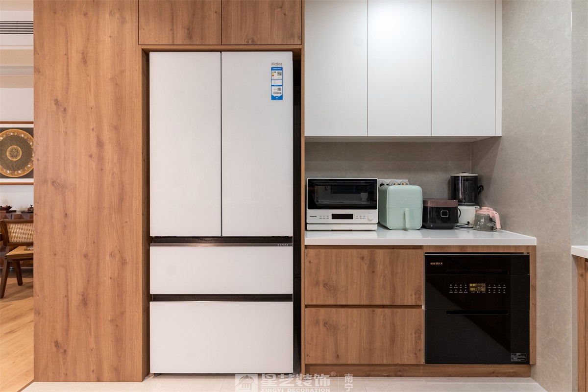 金科博翠山180平中古風(fēng)裝修廚房完工實(shí)景圖