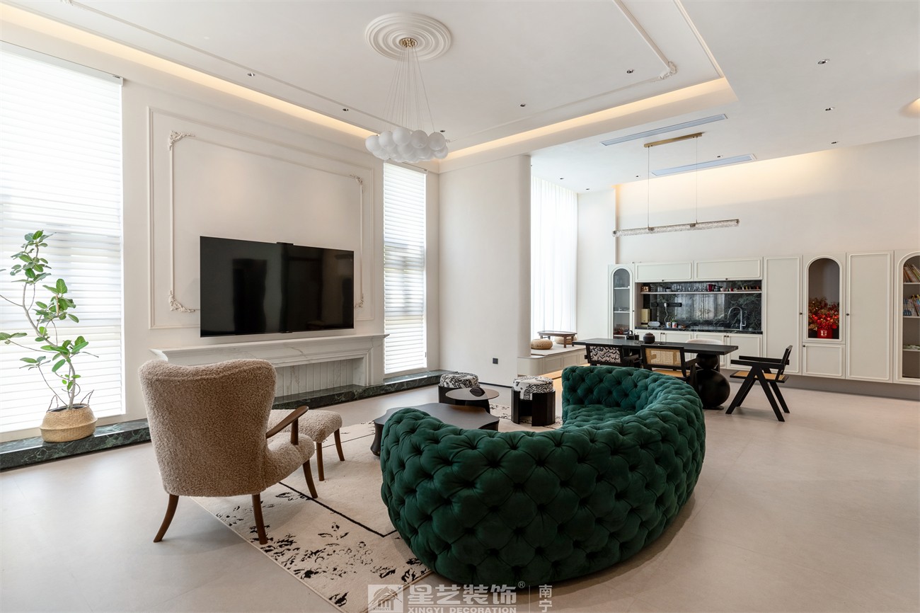 盛世江山300平中古風(fēng)客廳裝修完工實景圖